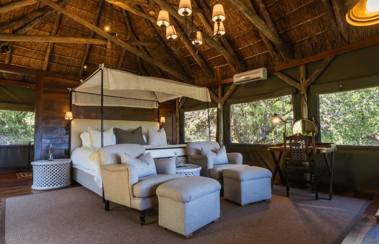 Sustainable Safaris Africa - Journeys - Luxury Eastern Cape Family Safari - Luxury Bedroom Accommodation Suite