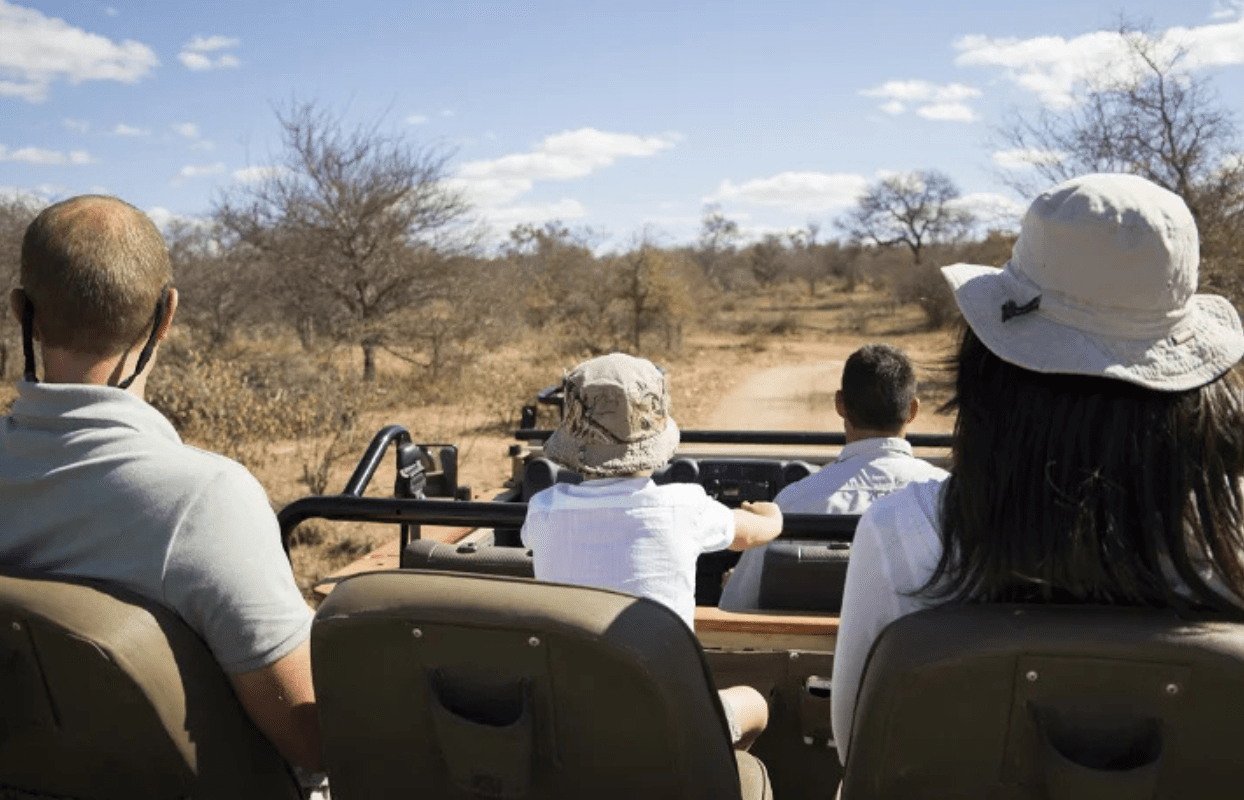 S002-IT1 - Family Game Drive in the Bush Sustainable Safaris Africa - Journeys - Luxury Kruger Safari - Family Game Drive in the Bush