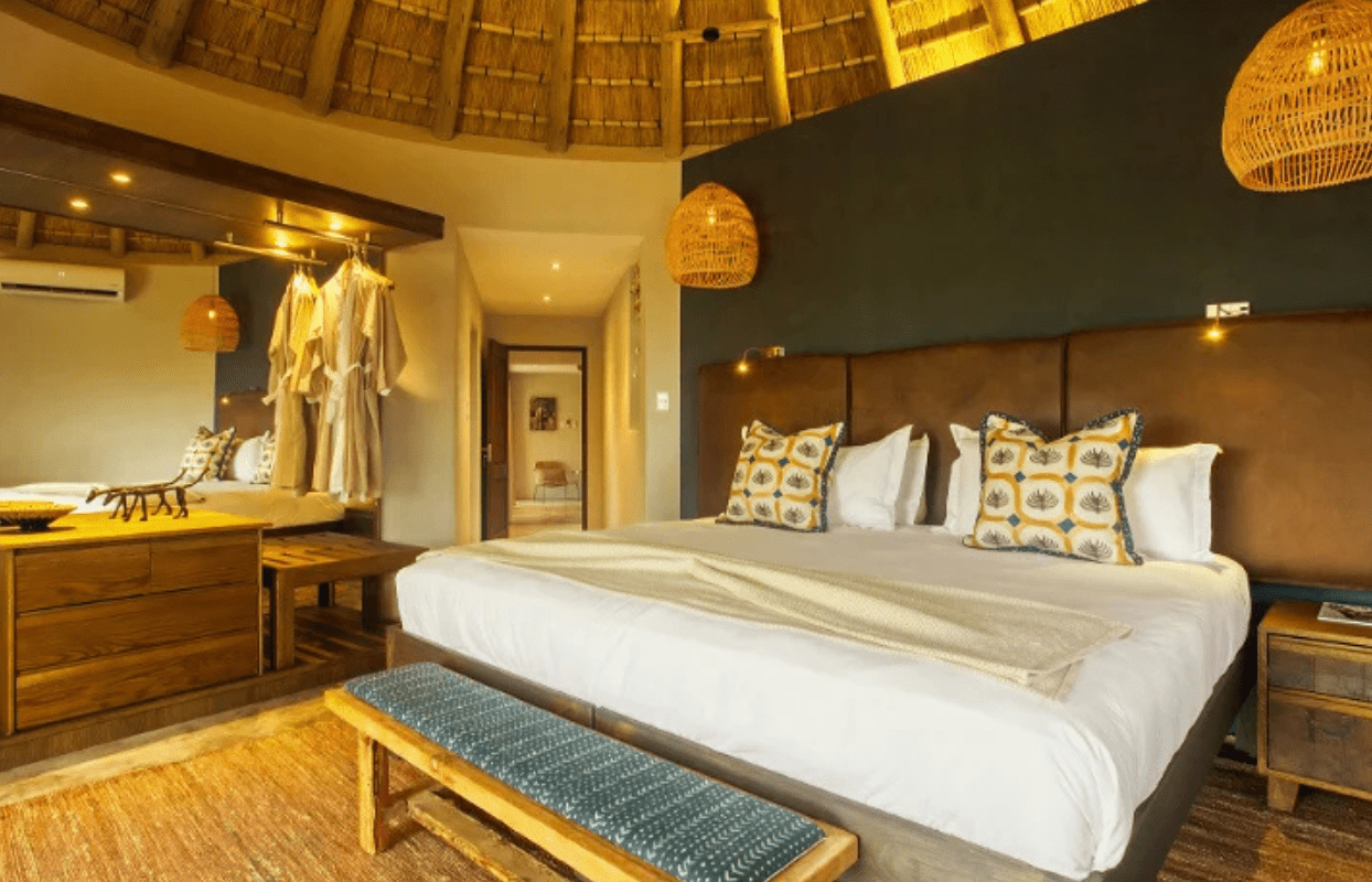 S002-IT1 - Luxury Bedroom Suite at Klaserie Drift Accommodation Sustainable Safaris Africa - Journeys - Luxury Kruger Safari - Luxury Bedroom Suite at Klaserie Drift Accommodation