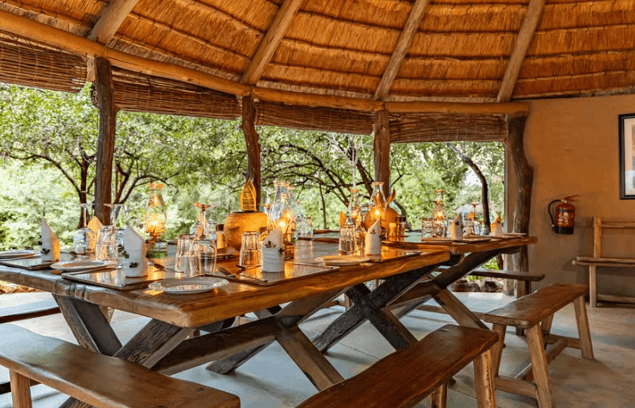 S003-IT1 - Set Dinner Table at Safari Lodge Sustainable Safaris Africa - Journeys - Family Friendly Kruger Safari - Set Dinner Table at Safari Lodge