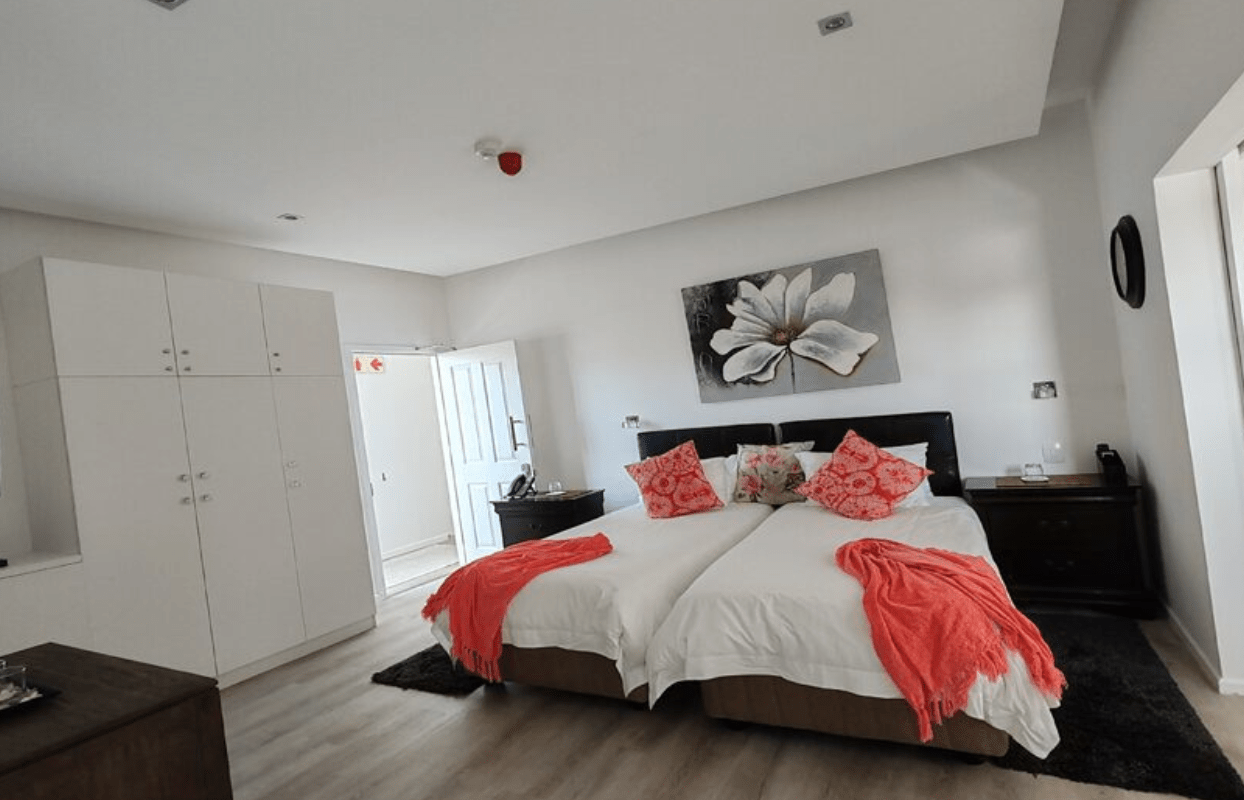 S004 - IT1 - Superior Twin Room at Point B Accommodation Sustainable Safaris Africa - Journeys - African Glamping Safari - Superior Twin Room at Point B Accommodation