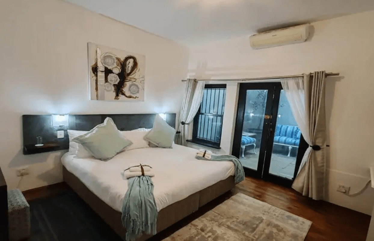 S004 - IT1 - Standard Garden King Room at Point B Accommodation Sustainable Safaris Africa - Journeys - African Glamping Safari - Standard Garden King Room at Point B Accommodation