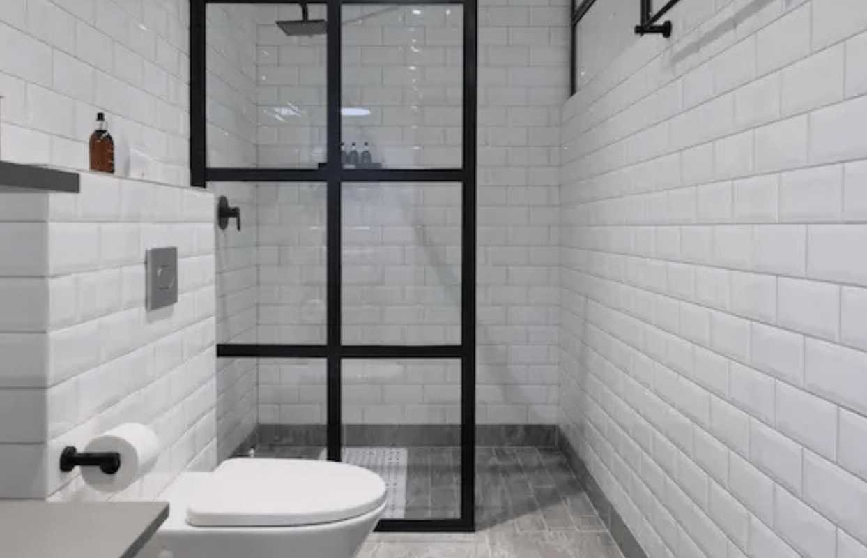 S004 - IT1 - Bathroom and Shower Sustainable Safaris Africa - Journeys - African Glamping Safari - Bathroom and Shower