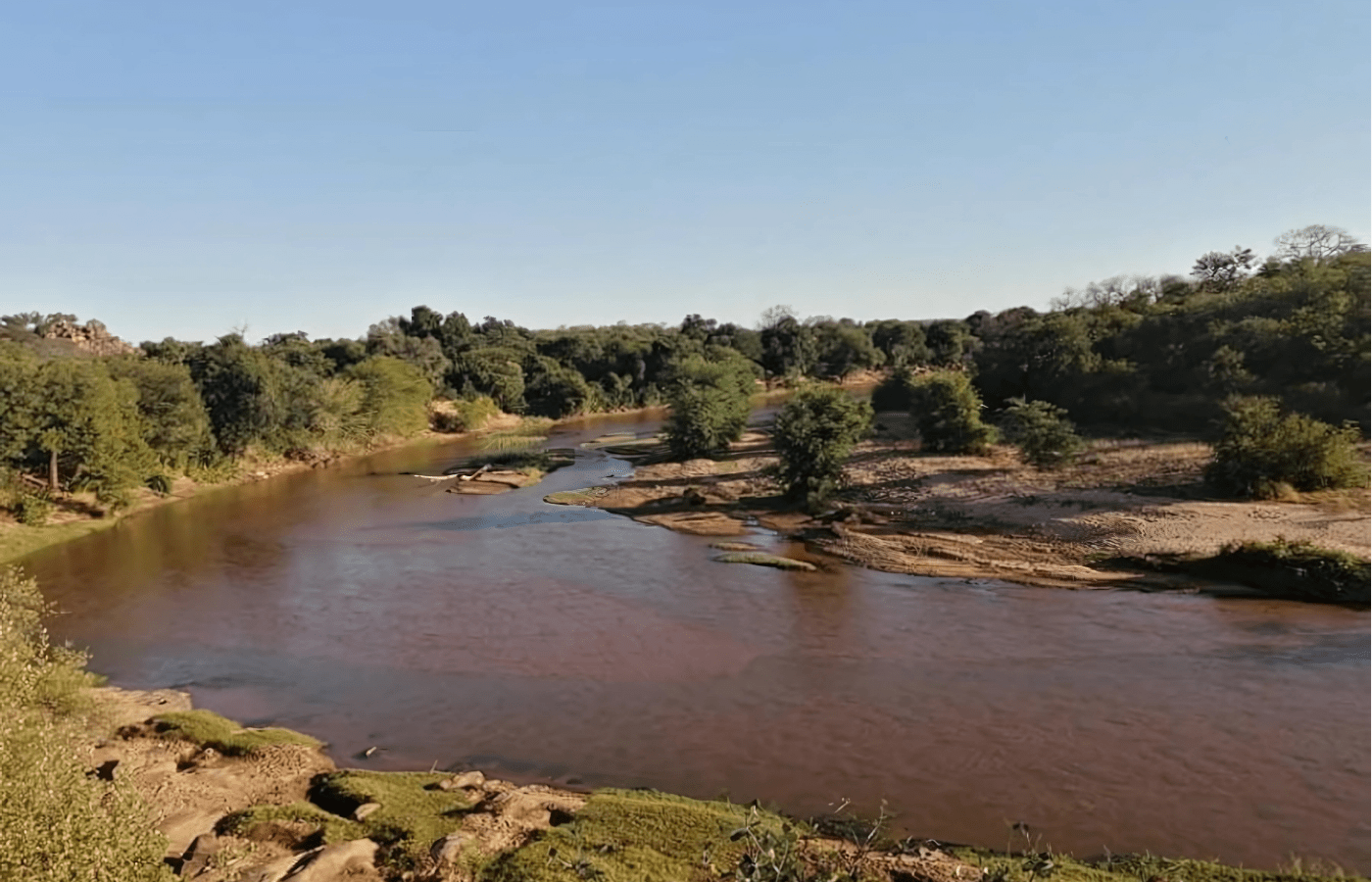 S001-IT2 - Nthakeni Bush Camp Overlooking River Sustainable Safaris Africa - Journeys - Budget Kruger Safari - Nthakeni Bush Camp Overlooking River
